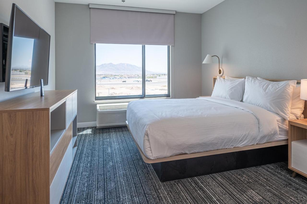 Towneplace Suites By Marriott Las Vegas North I-15 Extérieur photo