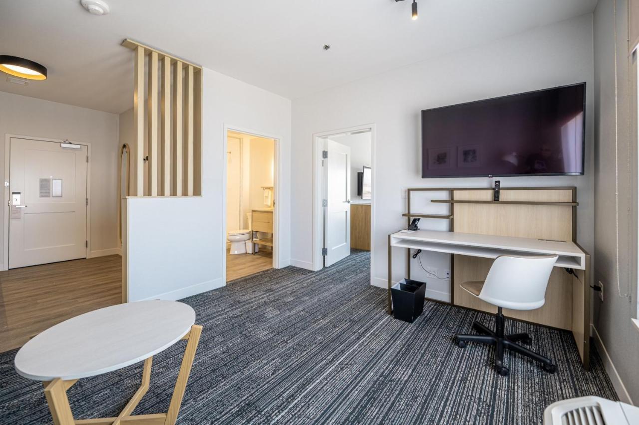 Towneplace Suites By Marriott Las Vegas North I-15 Extérieur photo