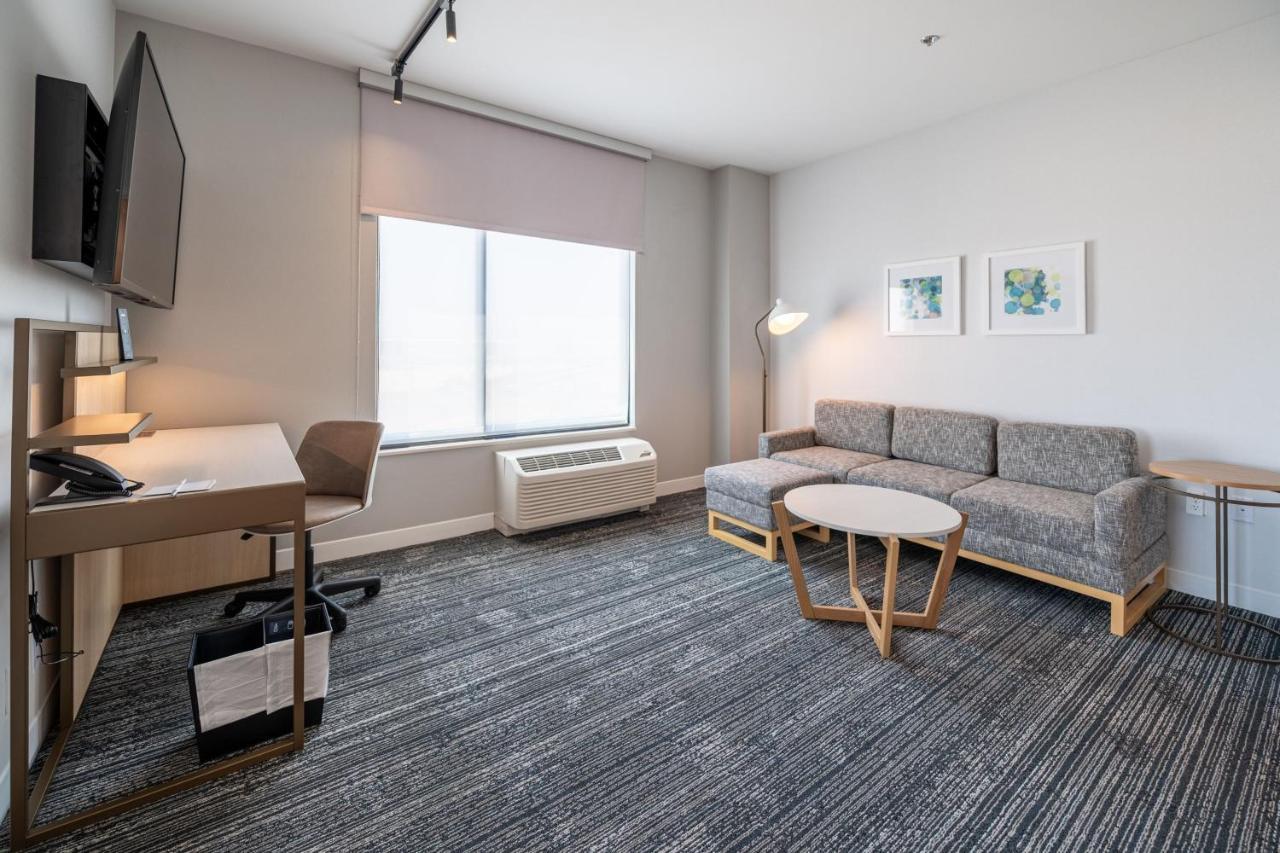 Towneplace Suites By Marriott Las Vegas North I-15 Extérieur photo