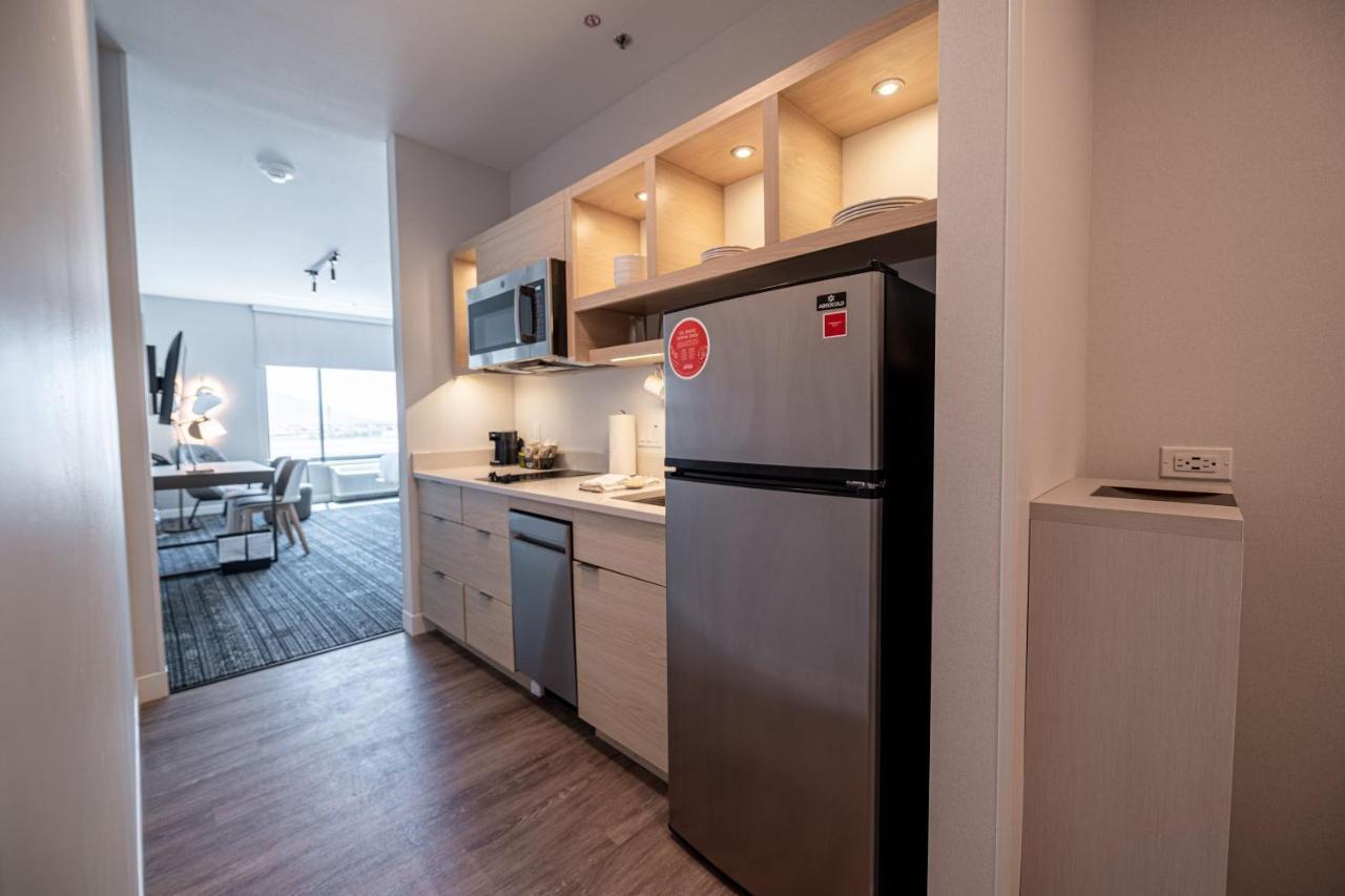 Towneplace Suites By Marriott Las Vegas North I-15 Extérieur photo