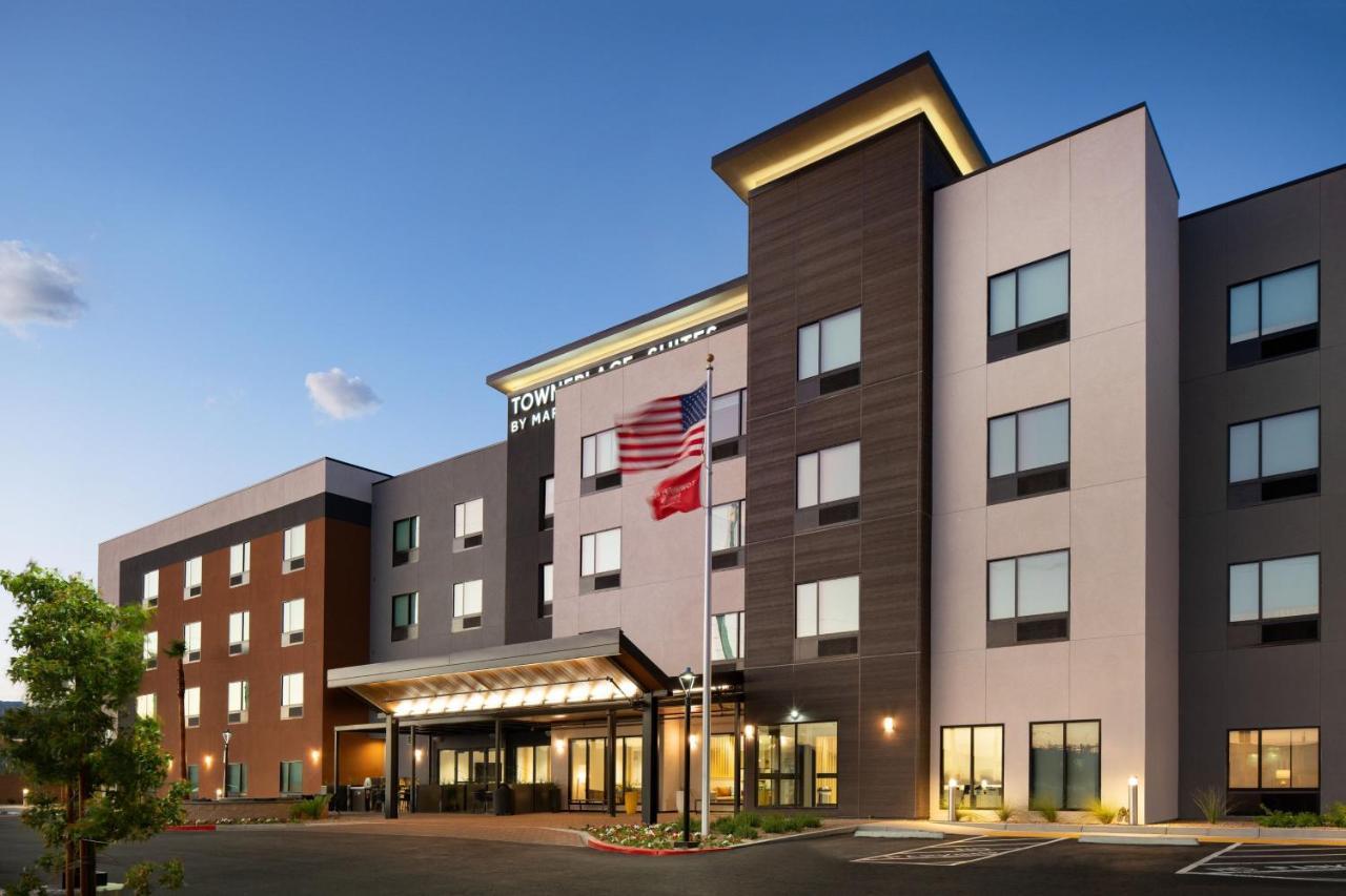 Towneplace Suites By Marriott Las Vegas North I-15 Extérieur photo